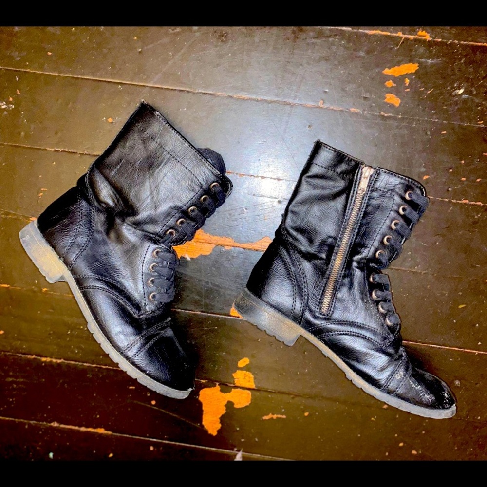 Black Boots